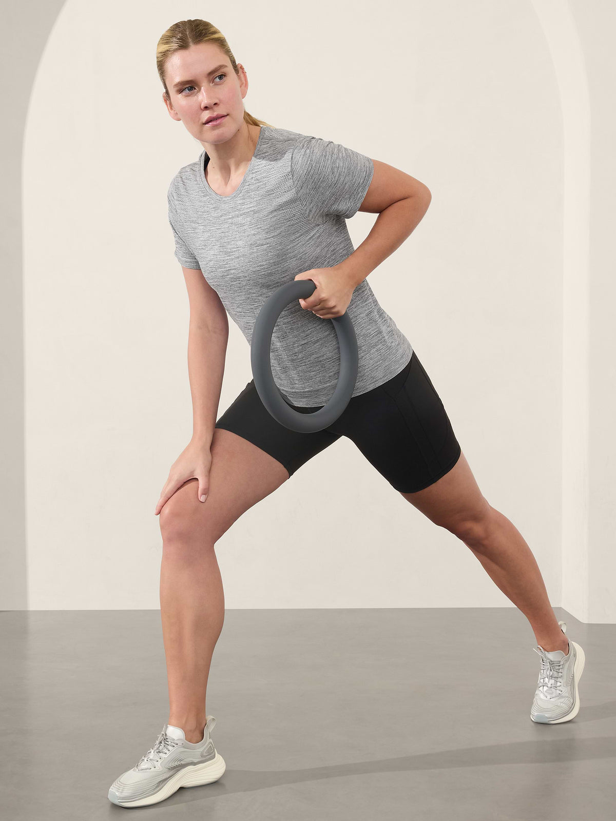 In Motion Seamless Tee - Medium Grey Heather