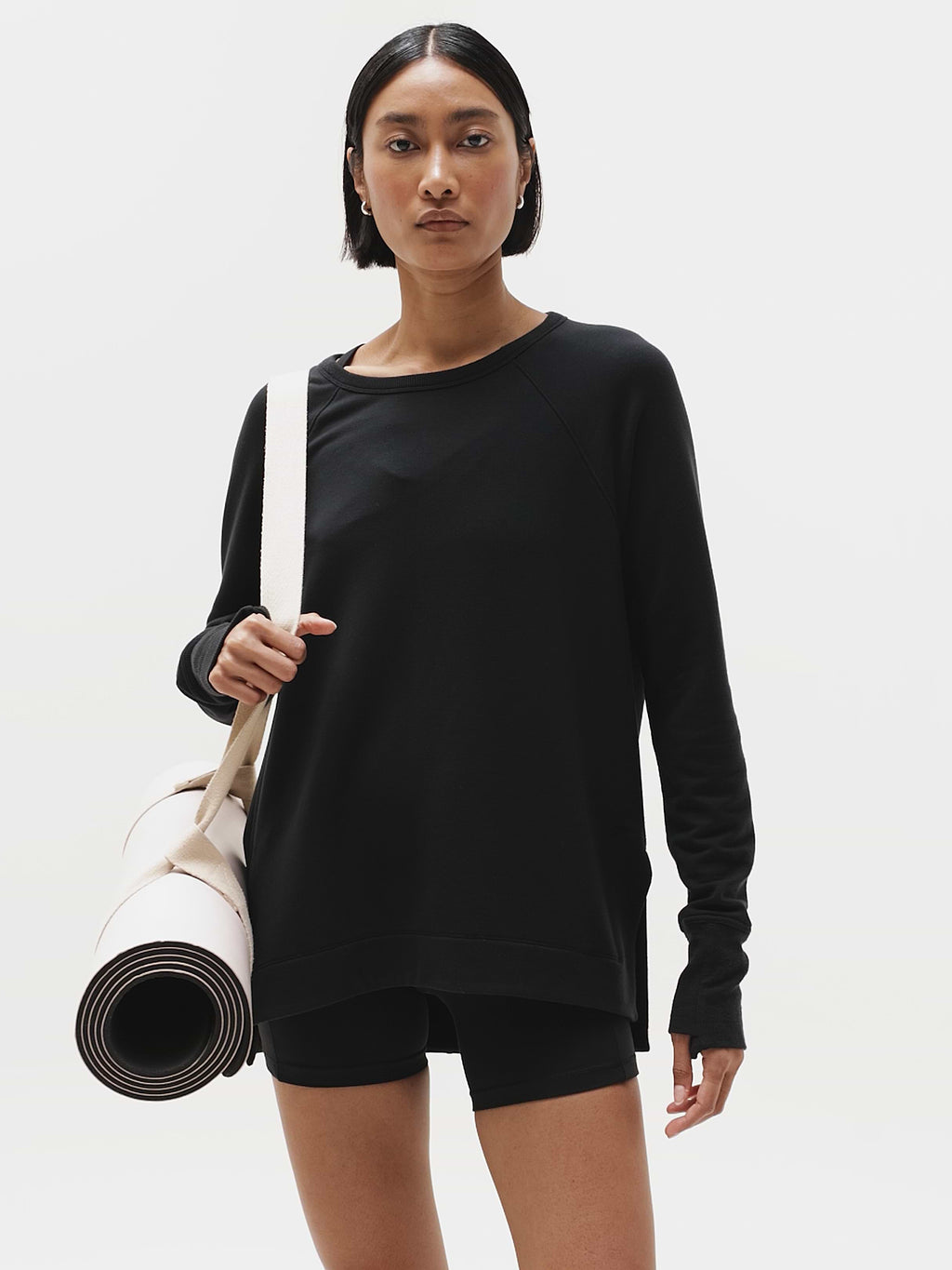 Coaster Luxe V-Neck Sweatshirt - Black