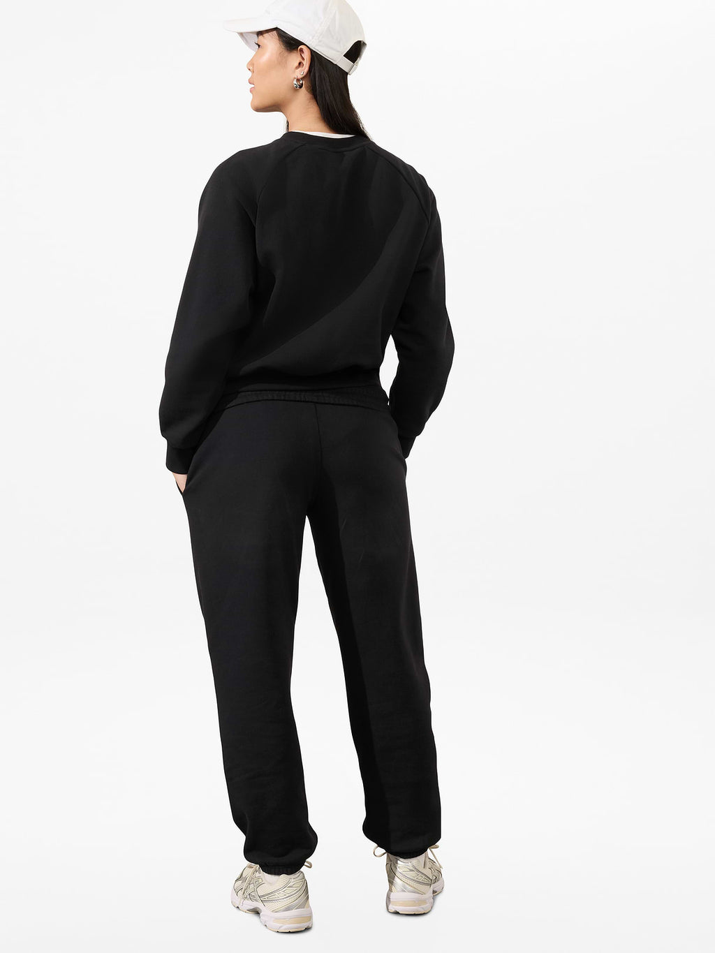 Forever Fleece Relaxed Crew Sweatshirt - Black