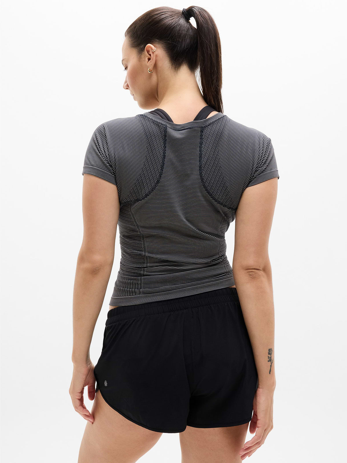 Momentum Seamless Tee - Black Mini Stripe
