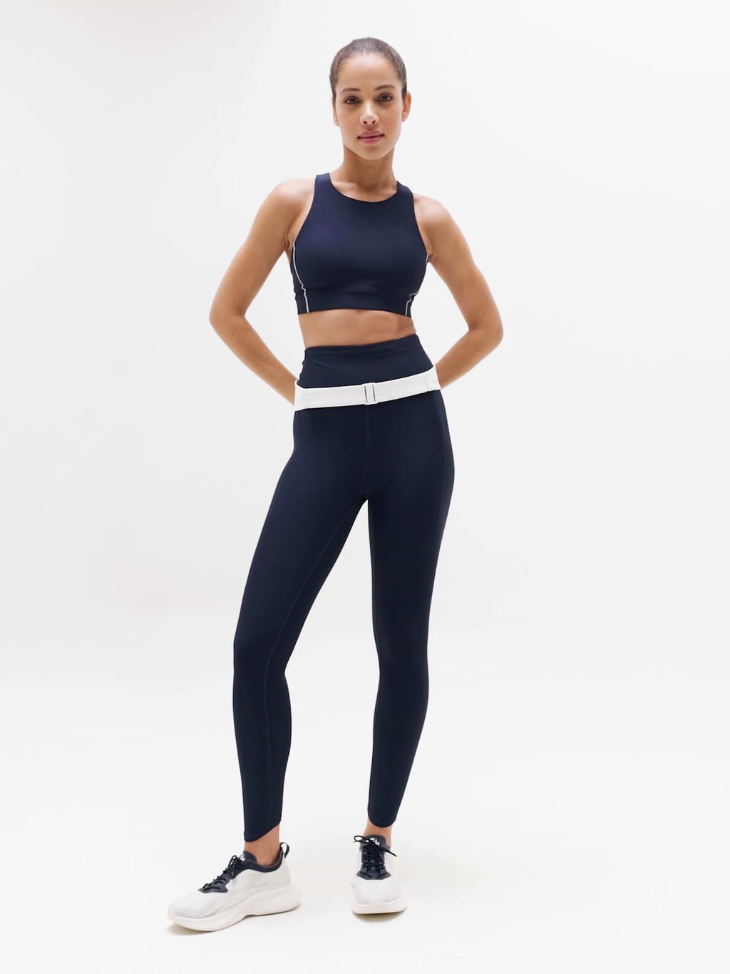 Pacesetter Ultra High Rise 7/8 Legging - Navy
