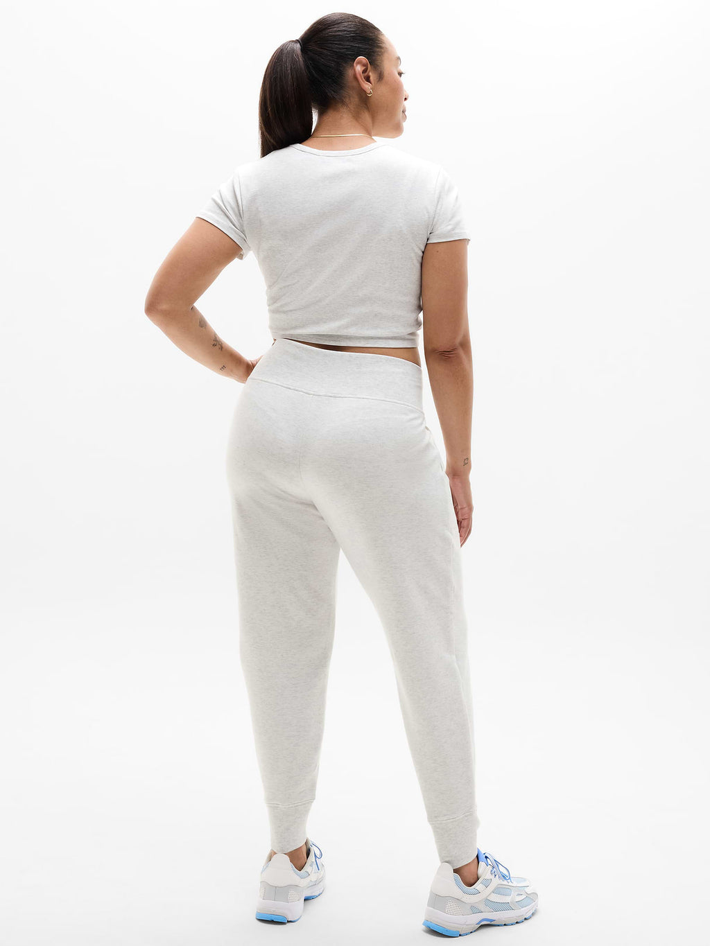 Coaster Luxe Straight Leg Pant - Fog Grey Heather