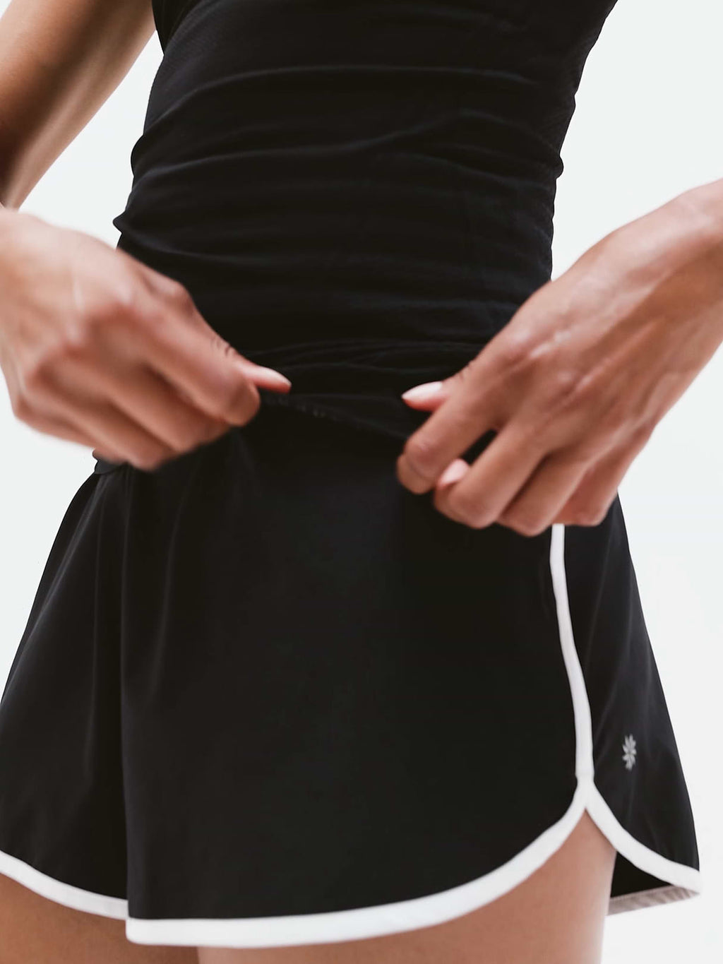 Momentum Seamless Tee - Black