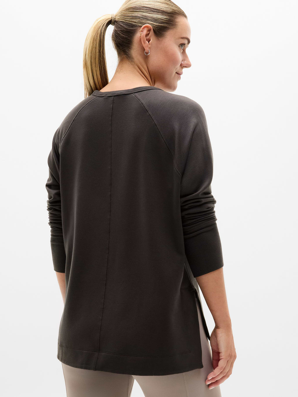 Coaster Luxe V-Neck Sweatshirt - Truffle