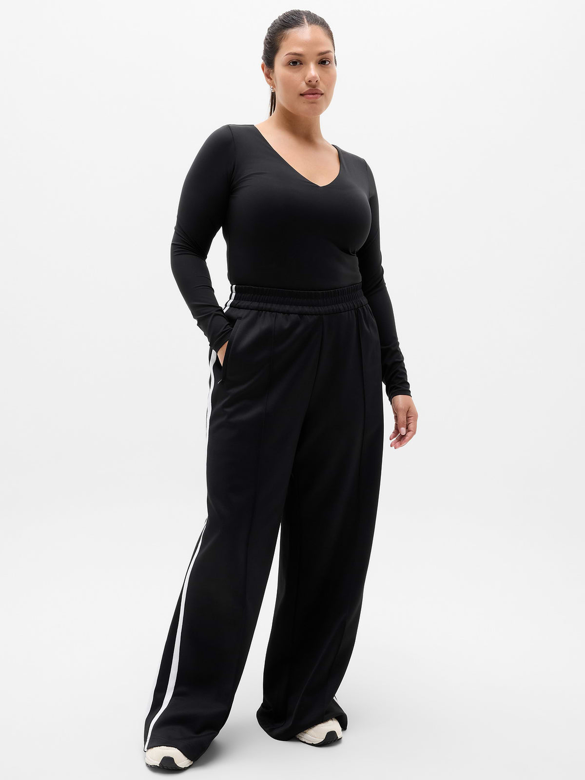 BodyMove Plunge Long Sleeve Bodysuit - Black