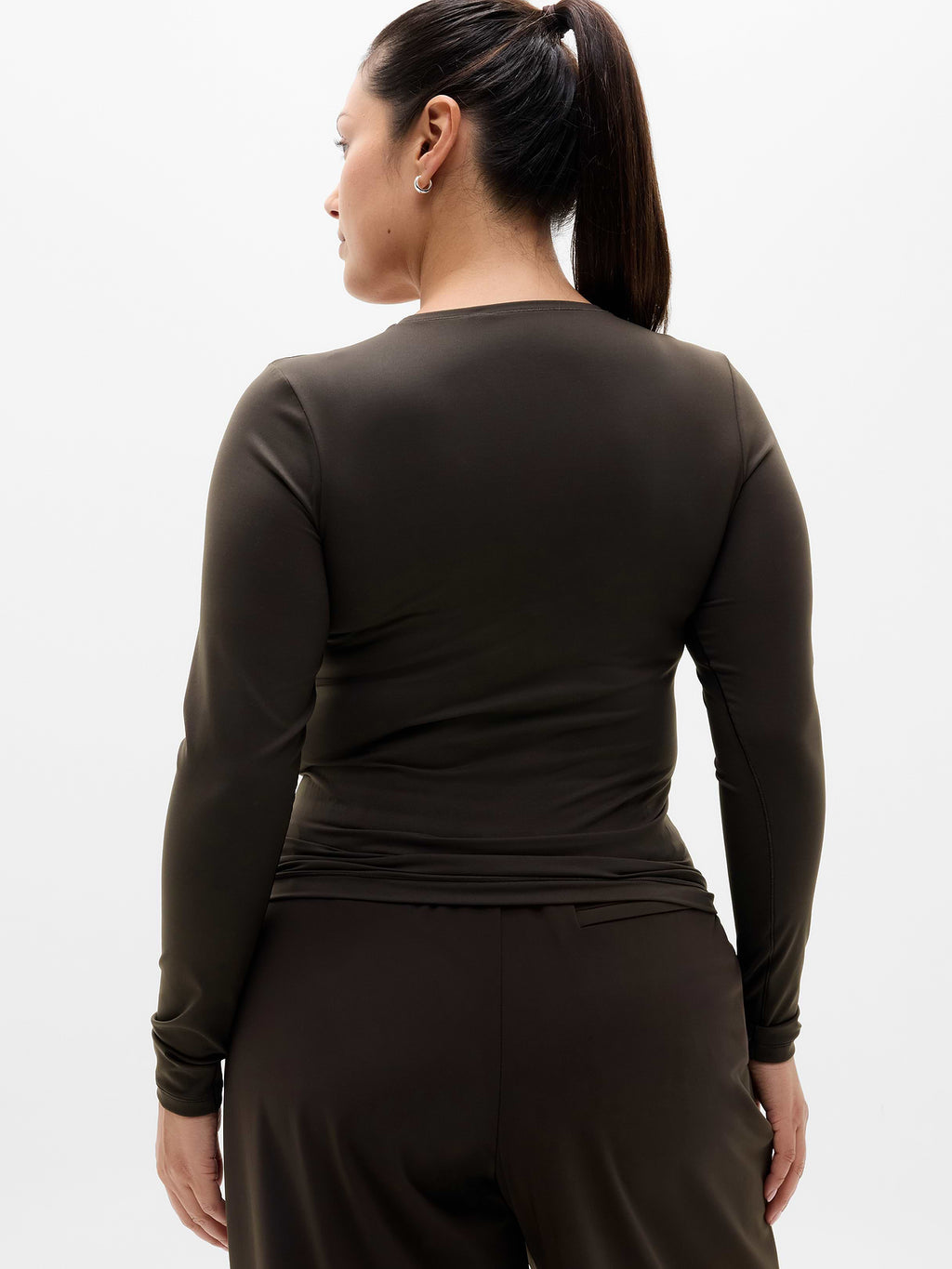 BodyMove Crew Neck Long Sleeve Top - Truffle