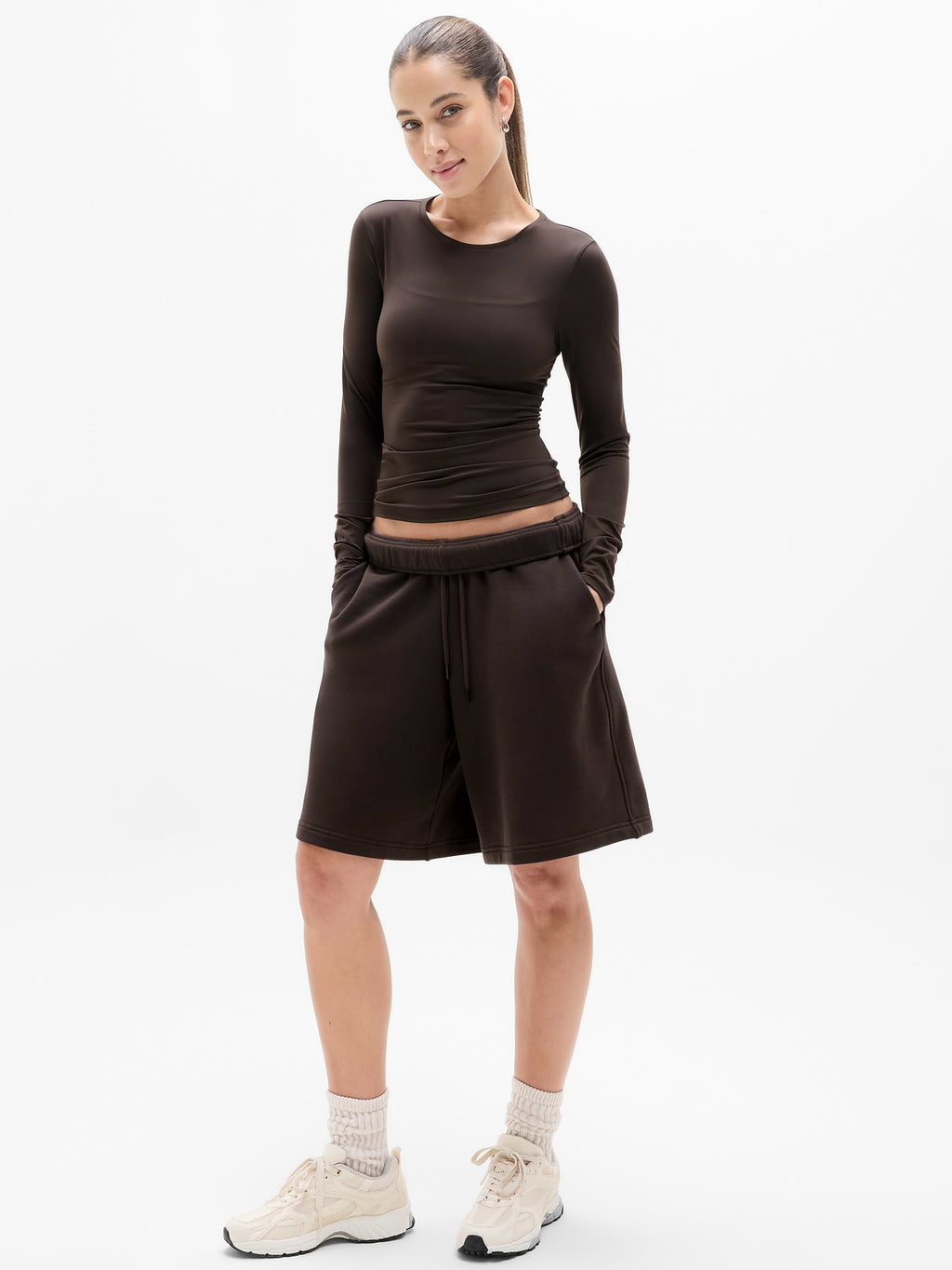 BodyMove Crew Neck Long Sleeve Top - Truffle
