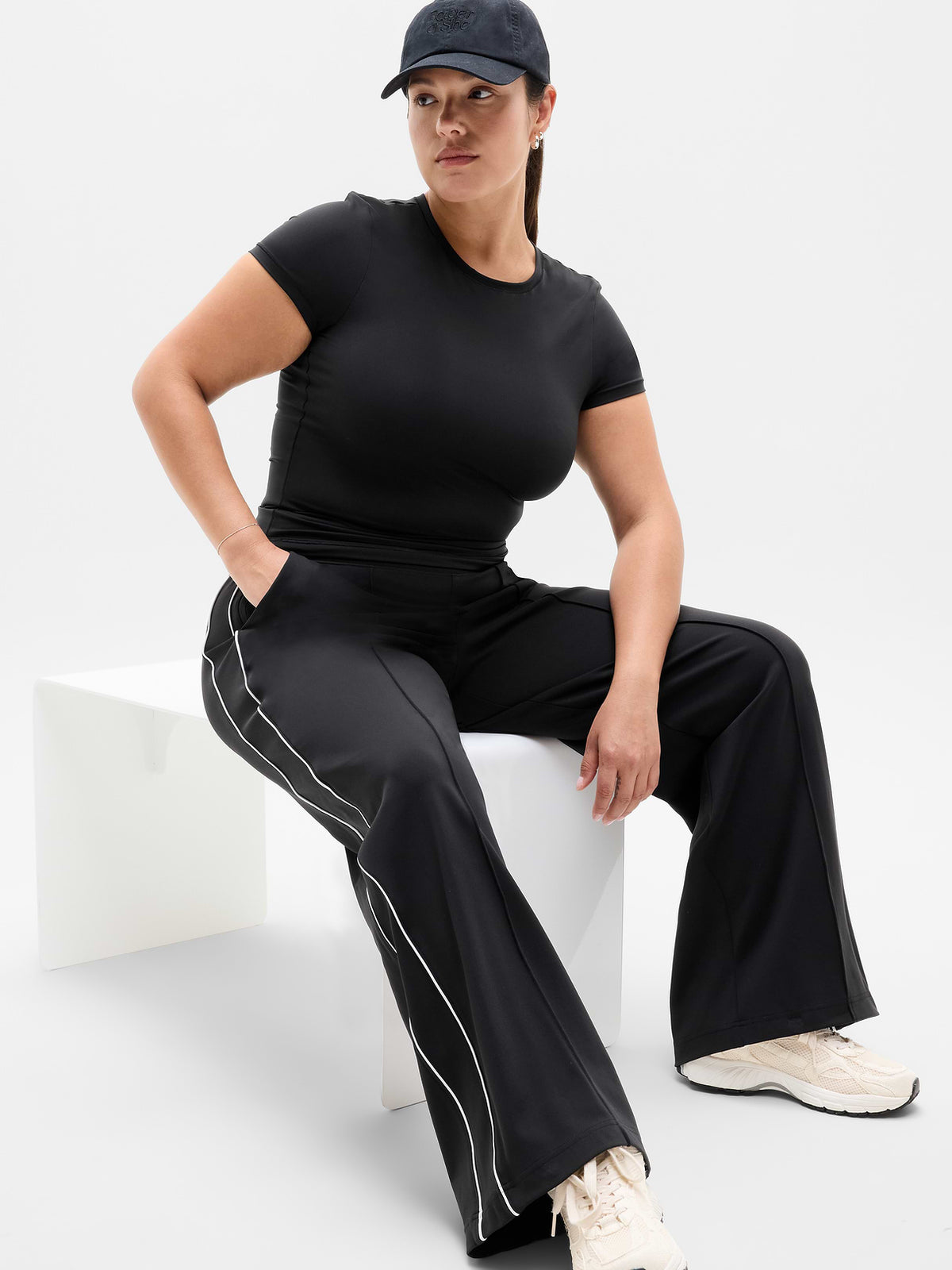 BodyMove Crew Neck Tee - Black