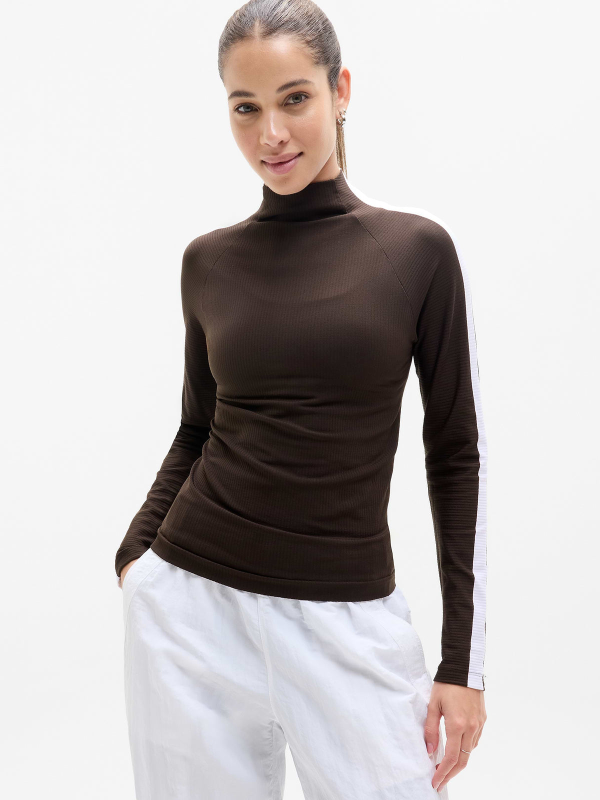 Renew Seamless Mock Neck Top - Truffle/White