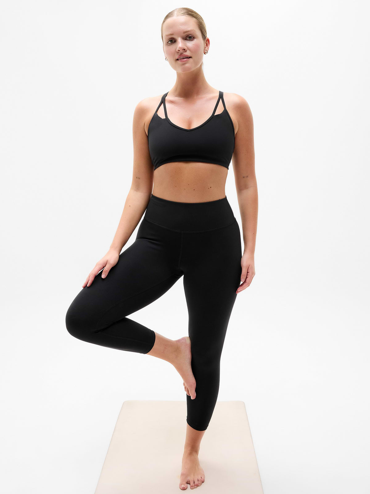 Transcend High Rise 7/8 Legging - Black