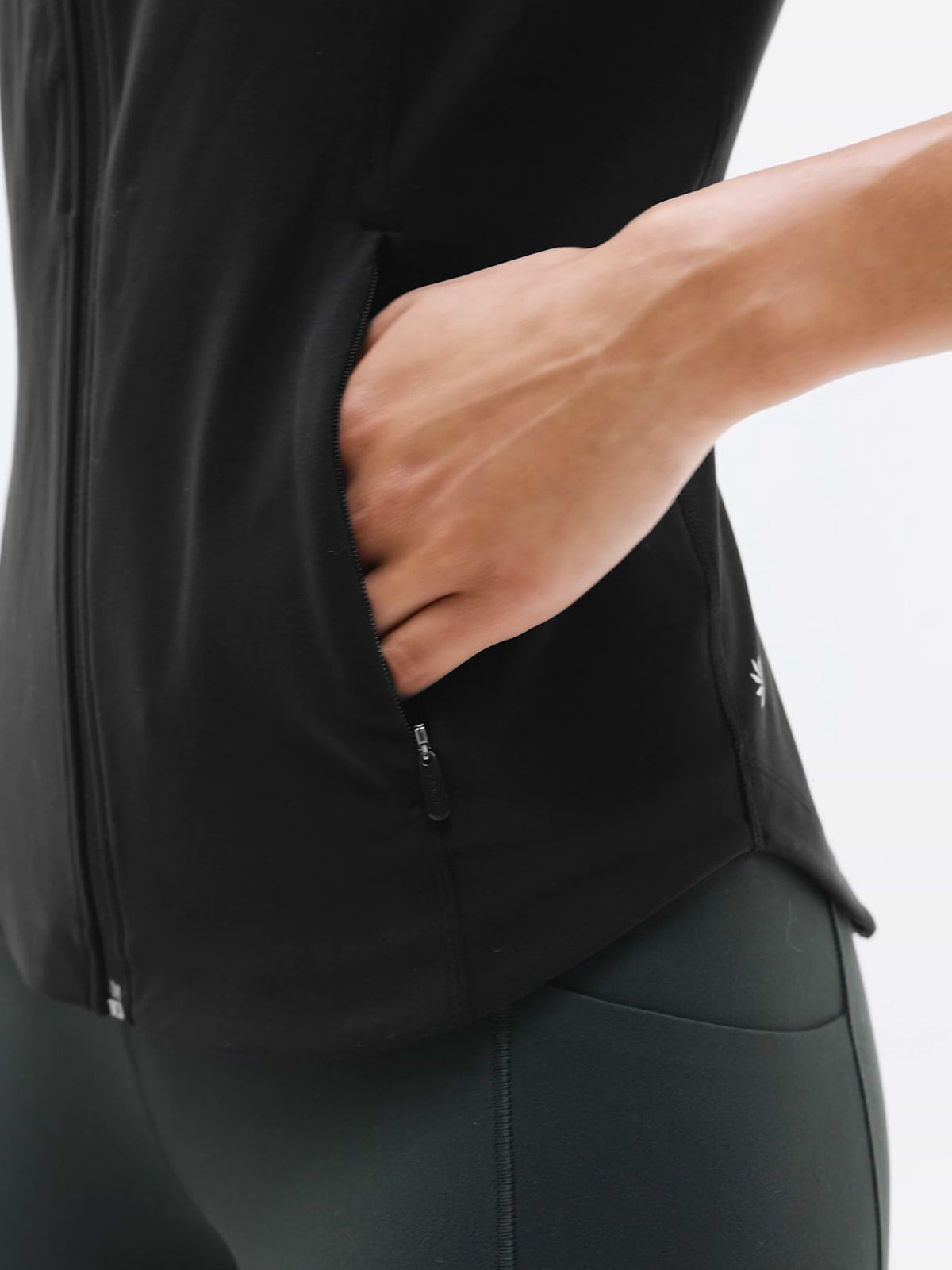 Salutation Jacket - Black