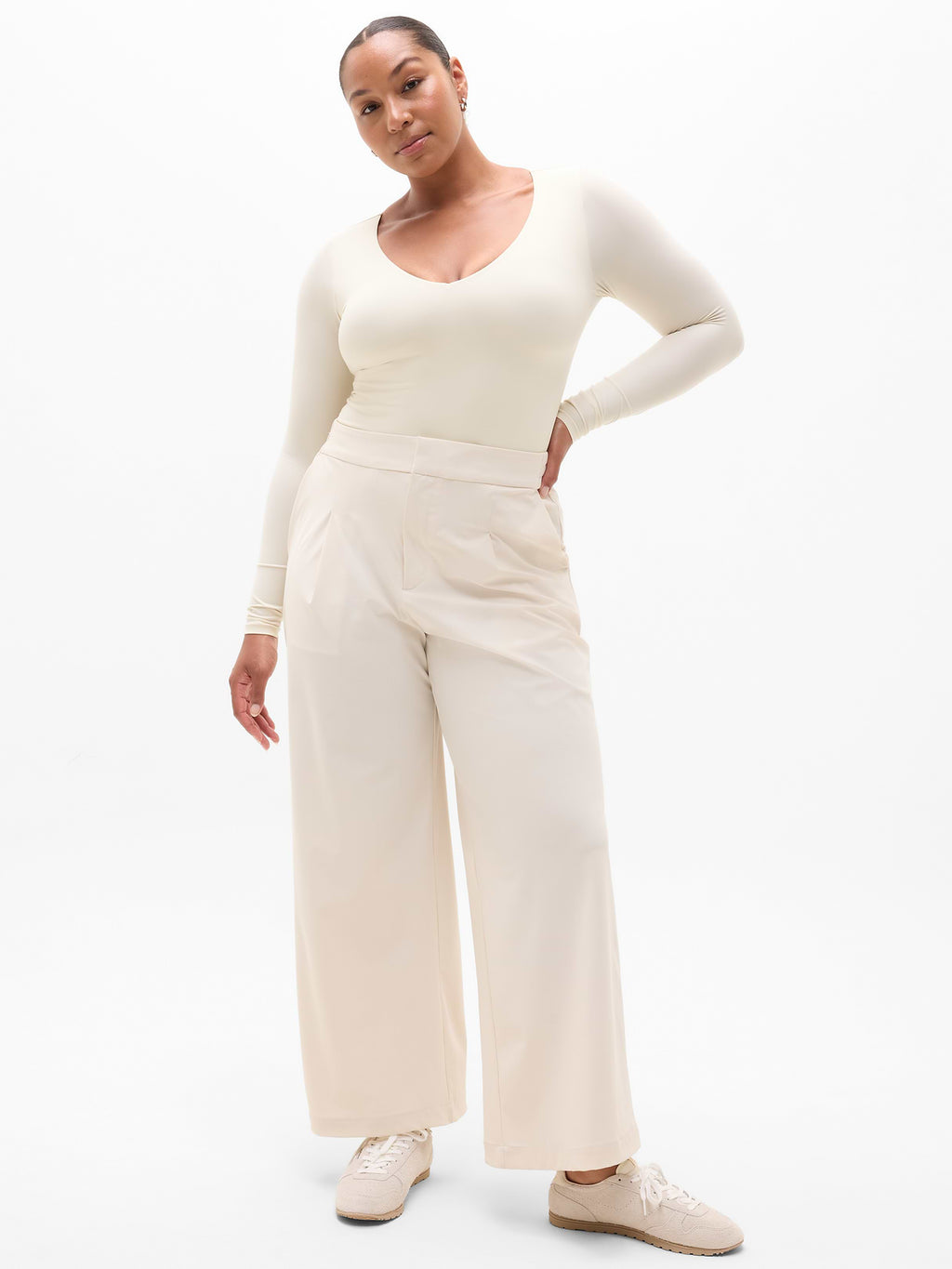 BodyMove Plunge Long Sleeve Bodysuit - Bone