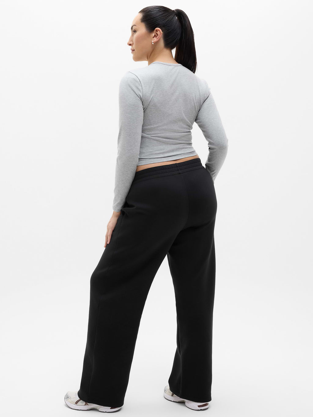 Form Knit Mid Rise Straight Pant - Black