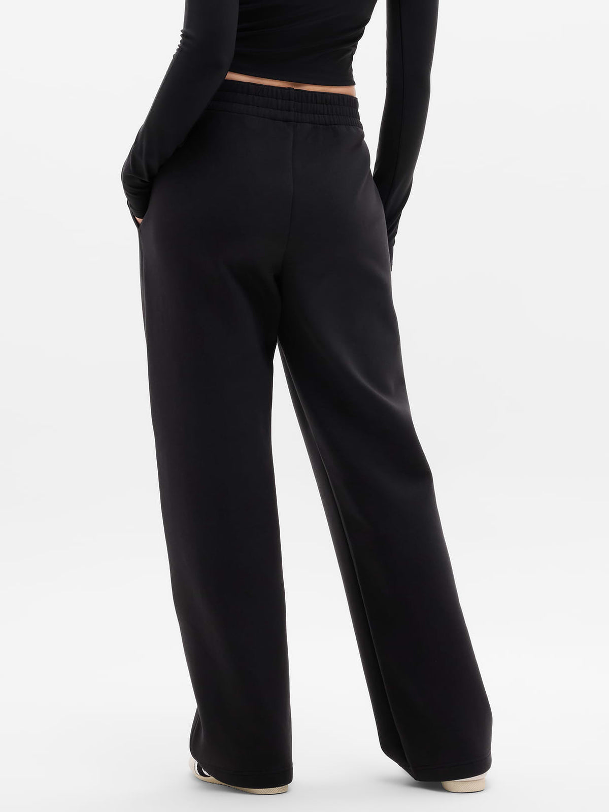 Form Knit Mid Rise Straight Pant - Black