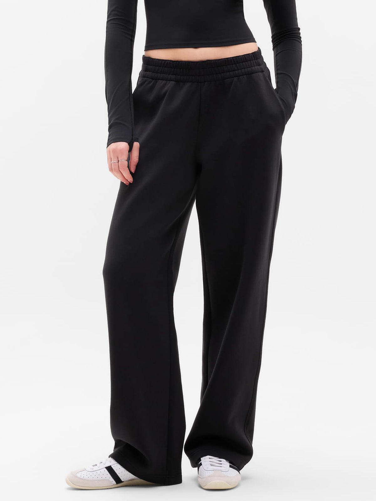 Form Knit Mid Rise Straight Pant - Black
