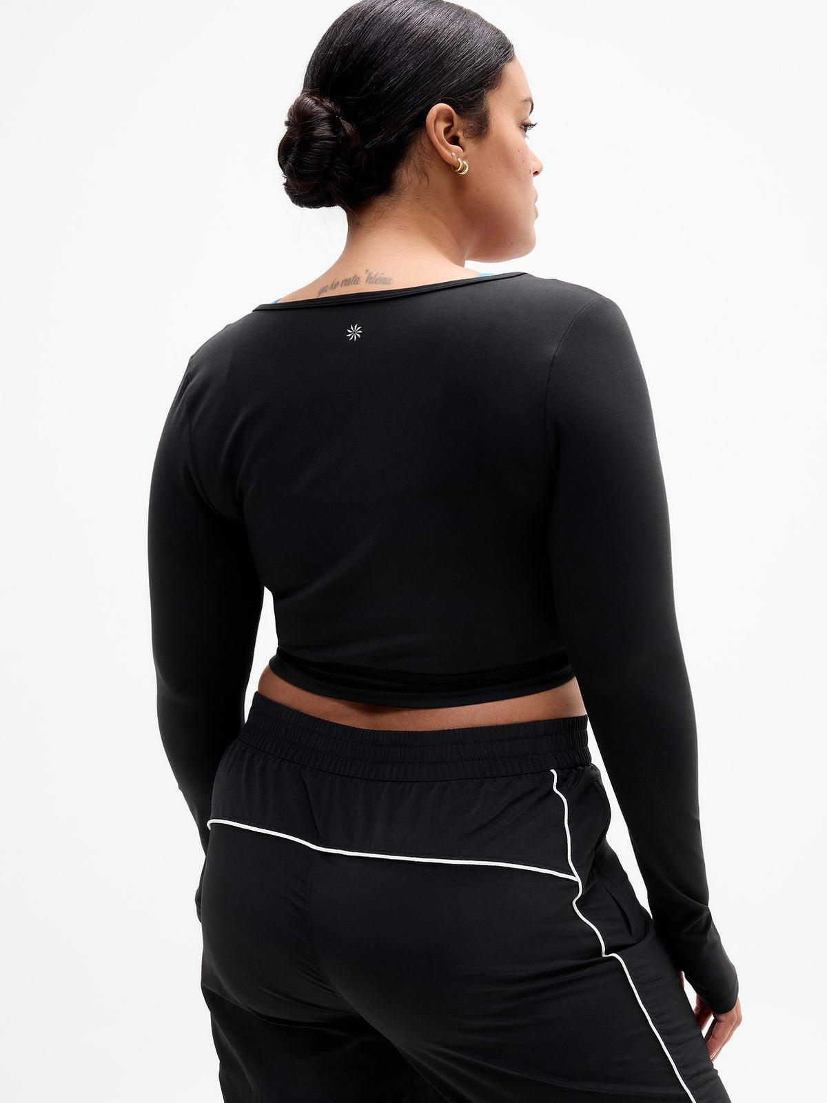 Transcend Wrap Crop Top - Black