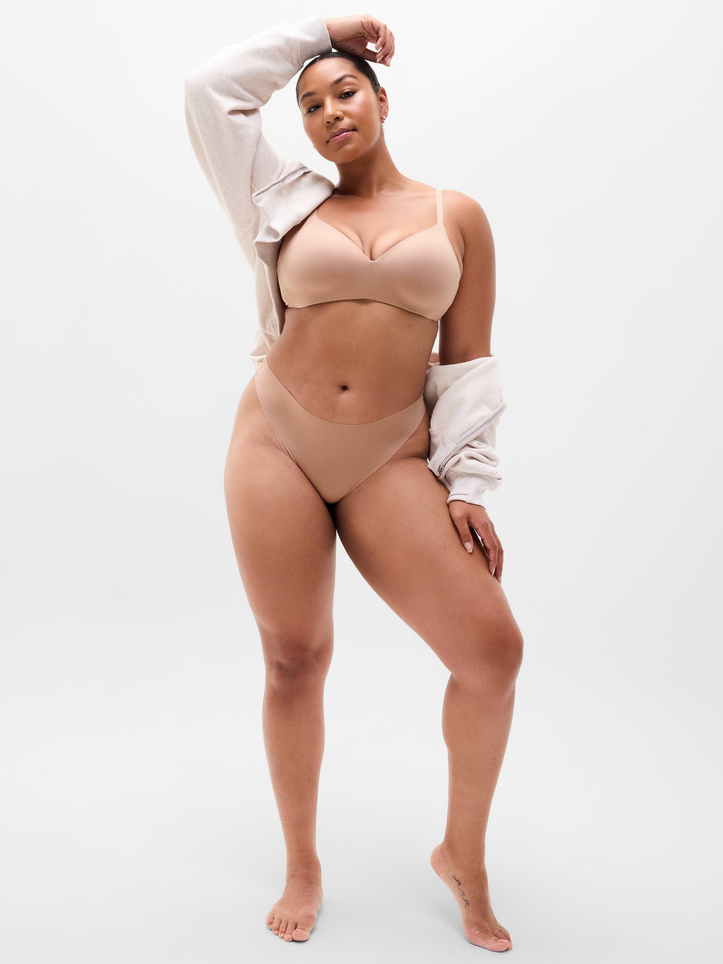 Sleek Form No Show Thong Underwear - Hazelnut