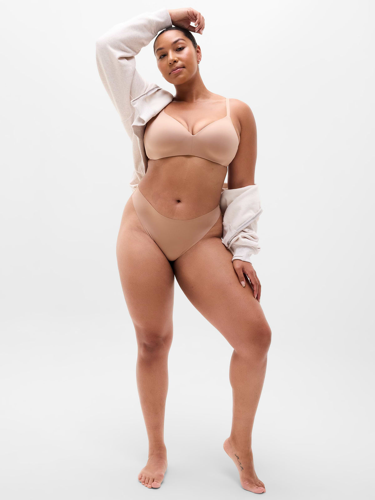 Sleek Form No Show Thong Underwear - Hazelnut