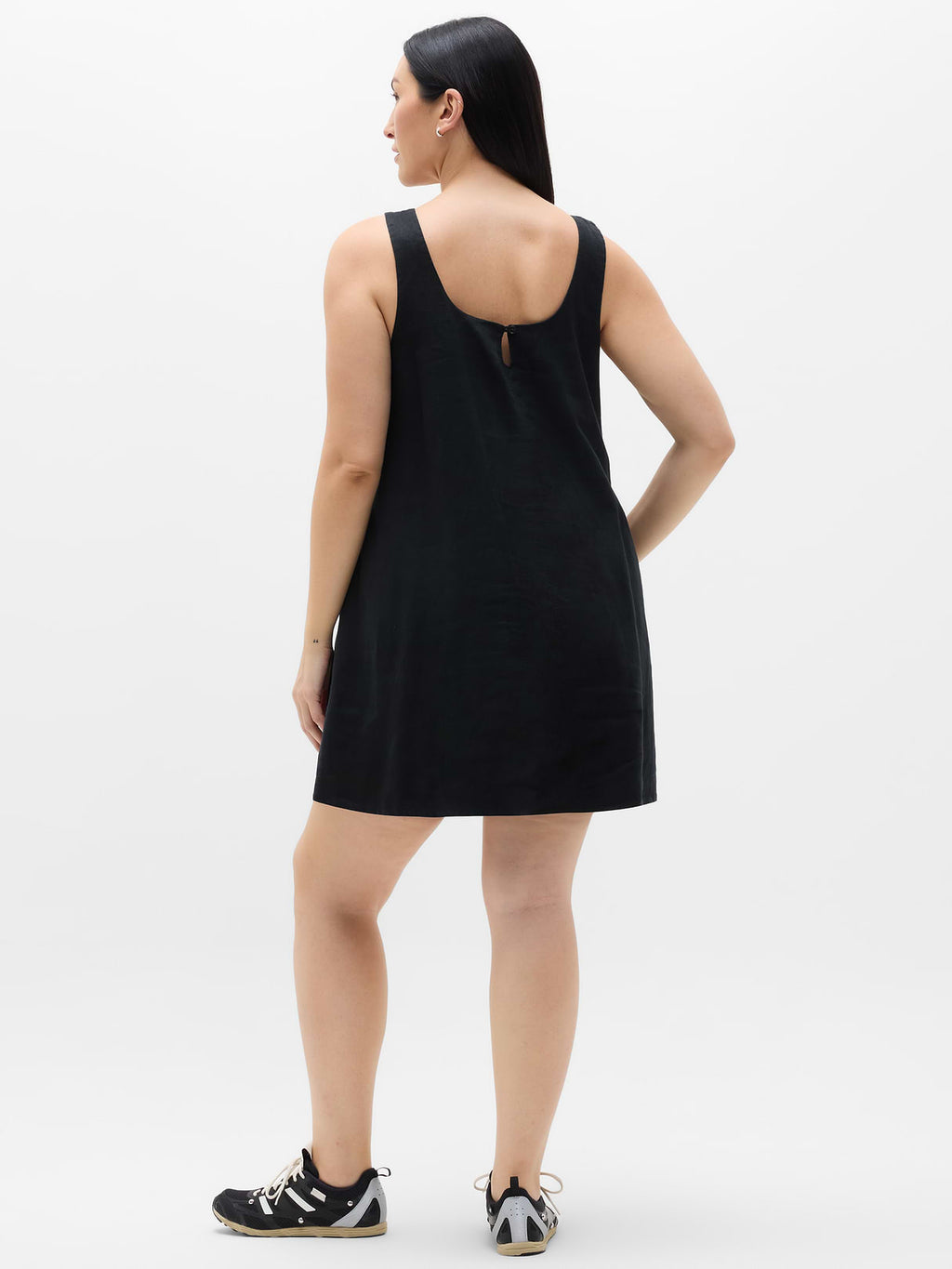Retreat Linen Dress - Black