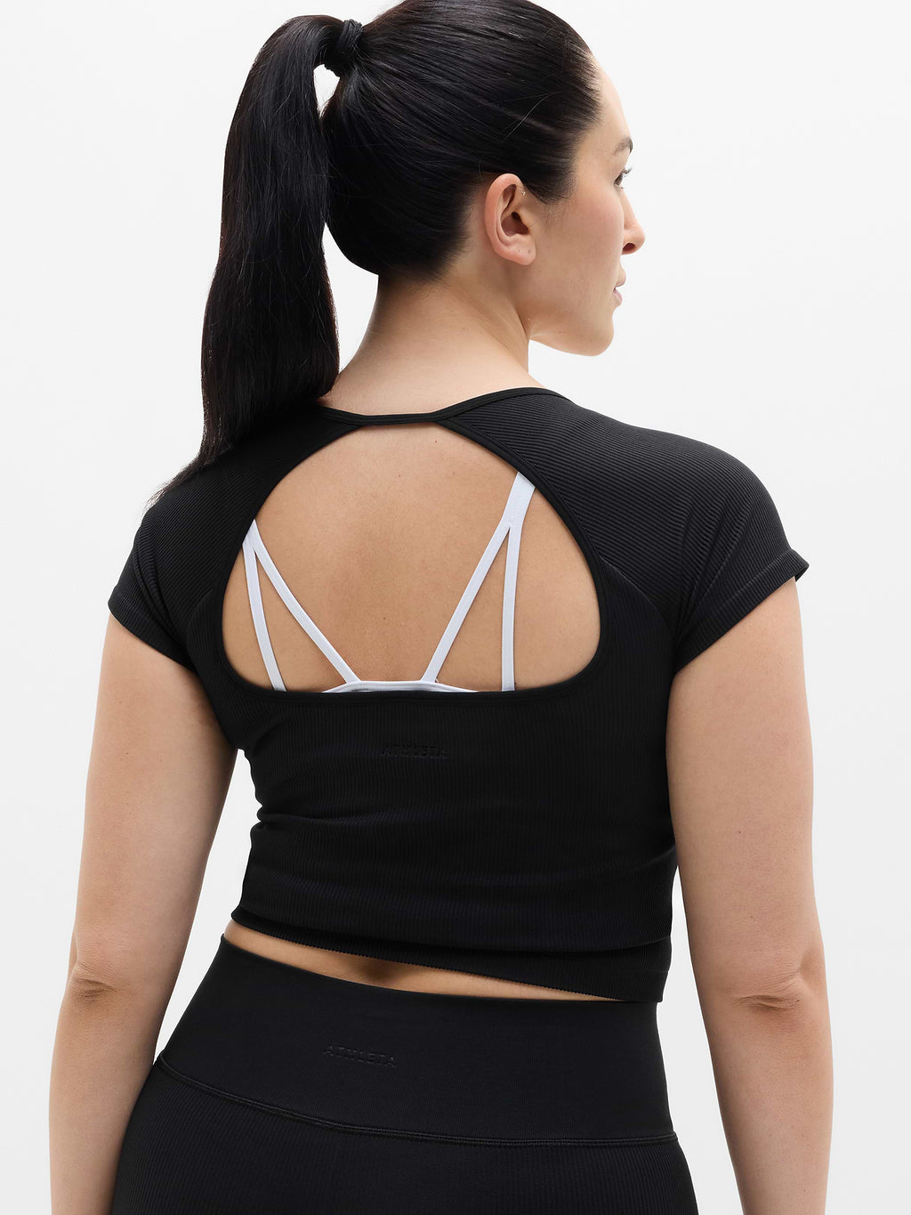 Recharge Seamless Open Back Tee - Black Rib
