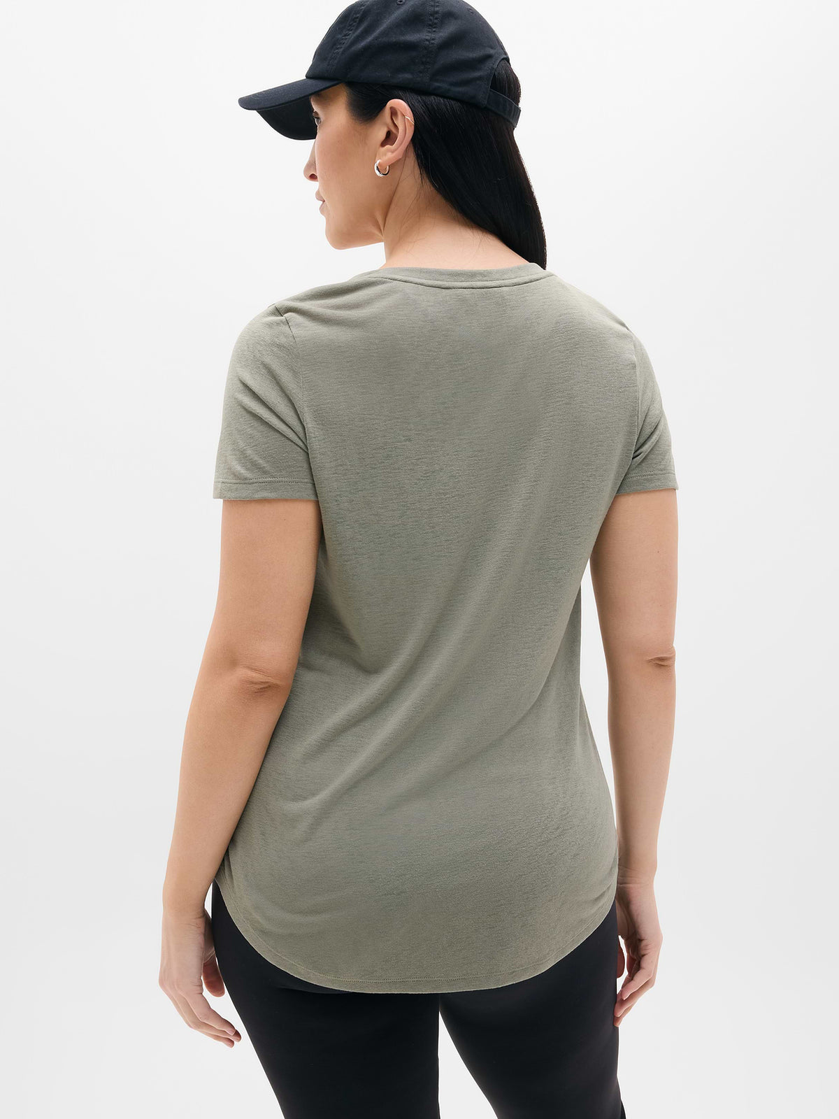 Breezy Scoop V-Neck Tee - Willow