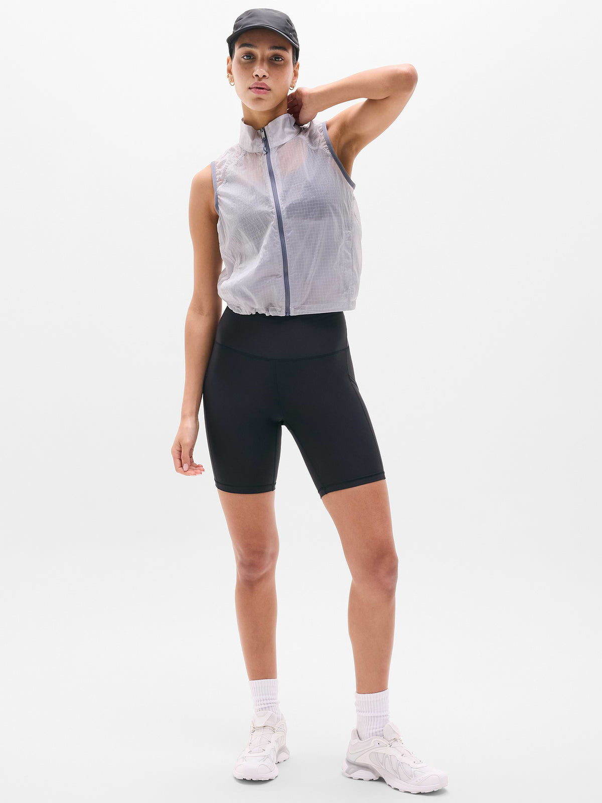 Run Wild Vest - Dove