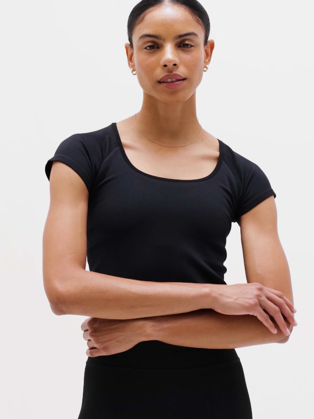 Recharge Seamless Open Back Tee - Black Rib
