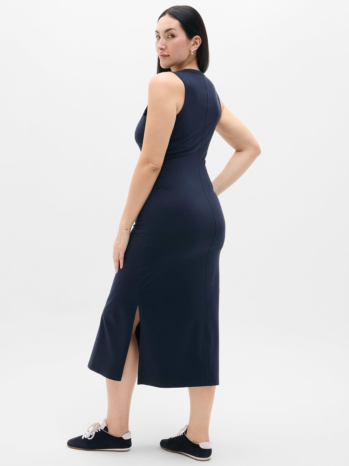 Essential V-Neck Midi Dress - Navy