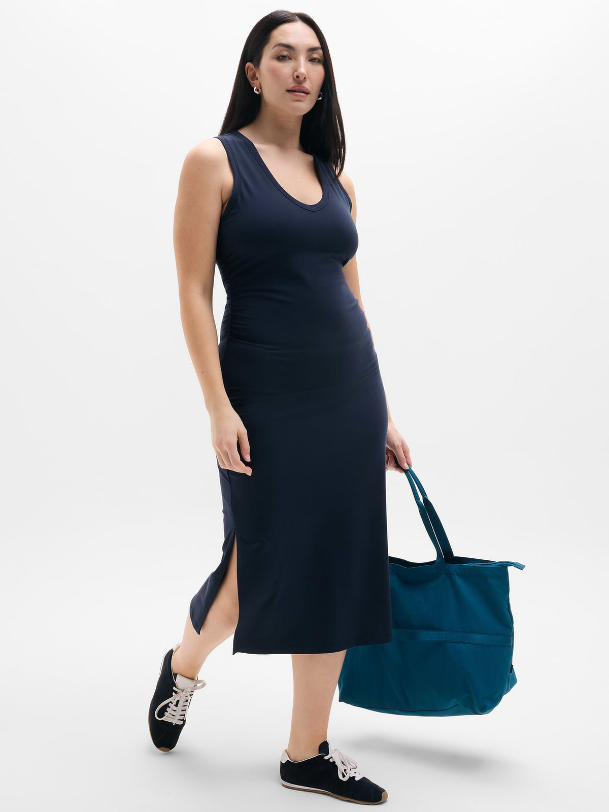 Essential V-Neck Midi Dress - Navy