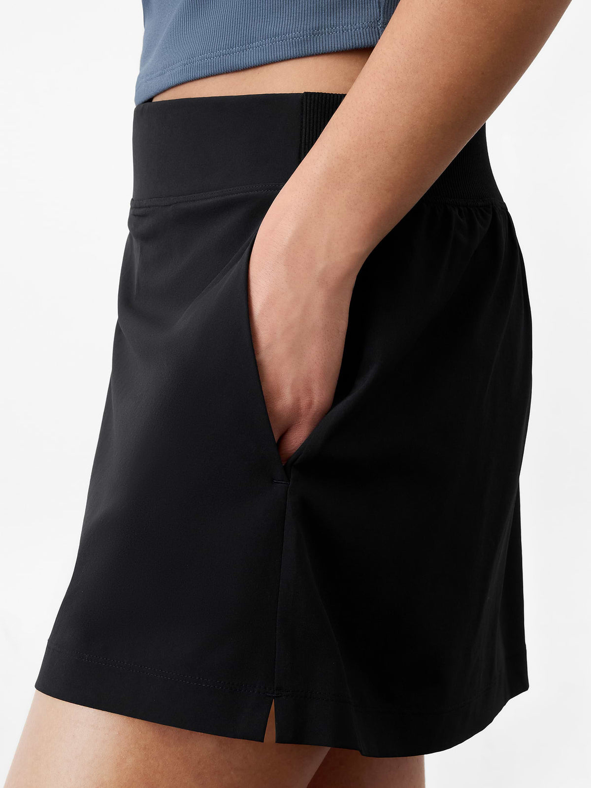 Brooklyn Mid Rise 13.5" Skort - Black