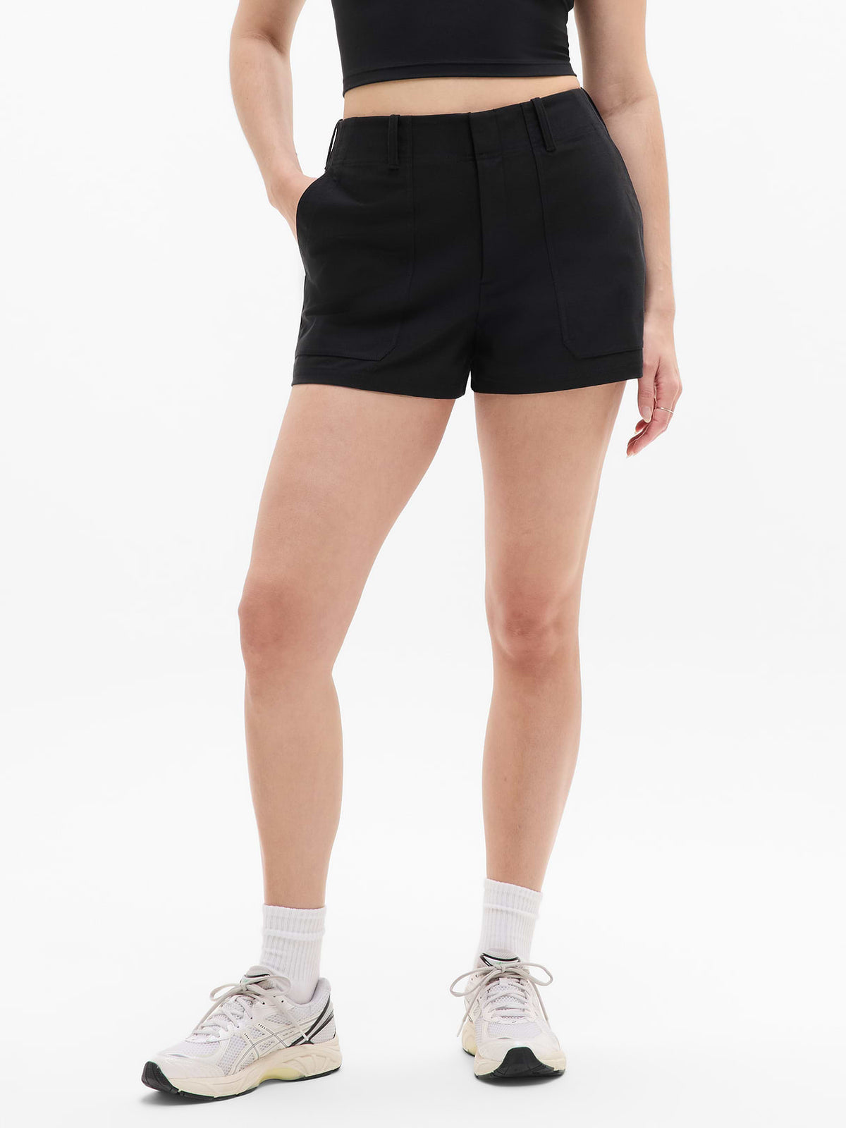Skyline High Rise Tailored 4" Short - Black