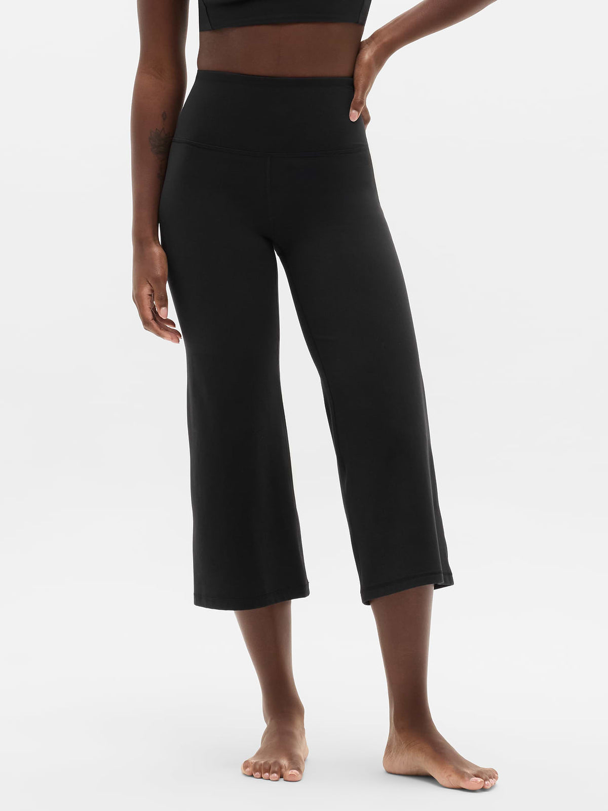 Elation High Rise Crop Flare - Black