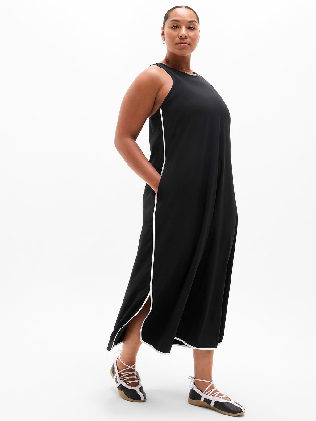 Journey Dress - Black/Bright White