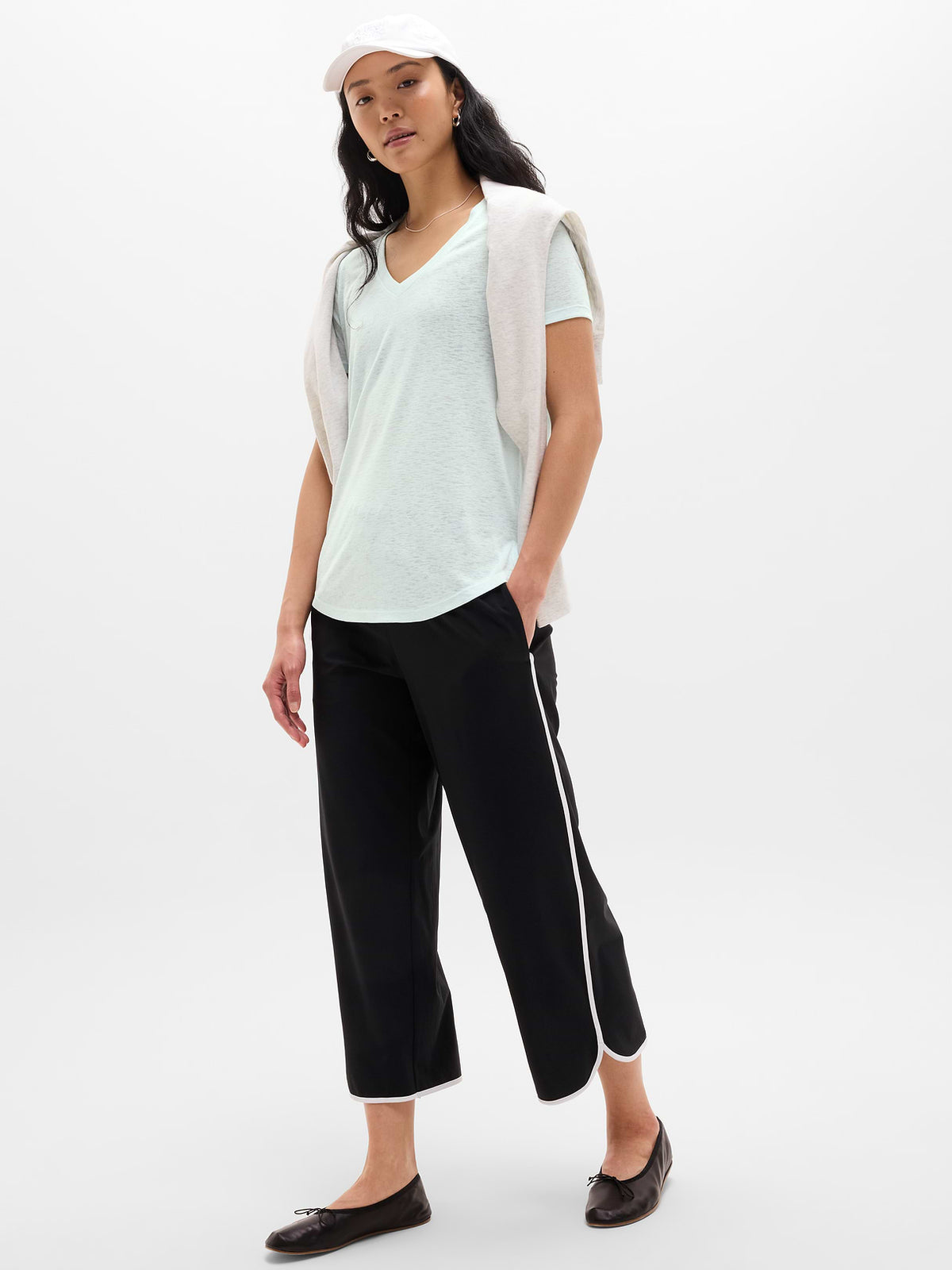 Breezy Scoop V-Neck Tee - Sky