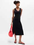 Essential V-Neck Midi Dress - Black