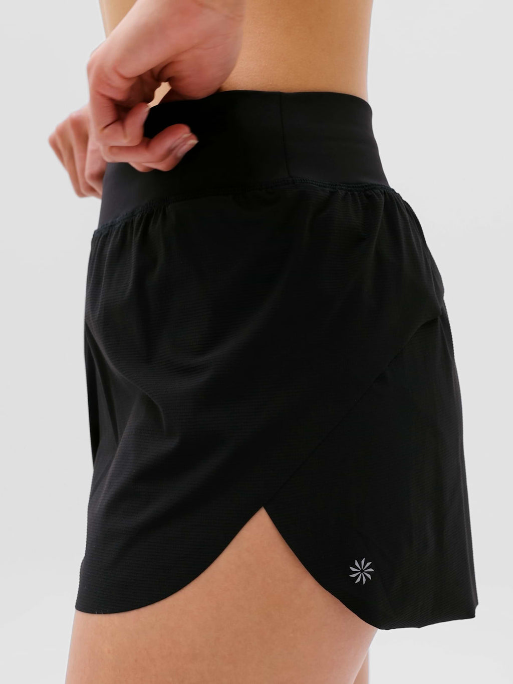 Glide Sunstop Short - Black