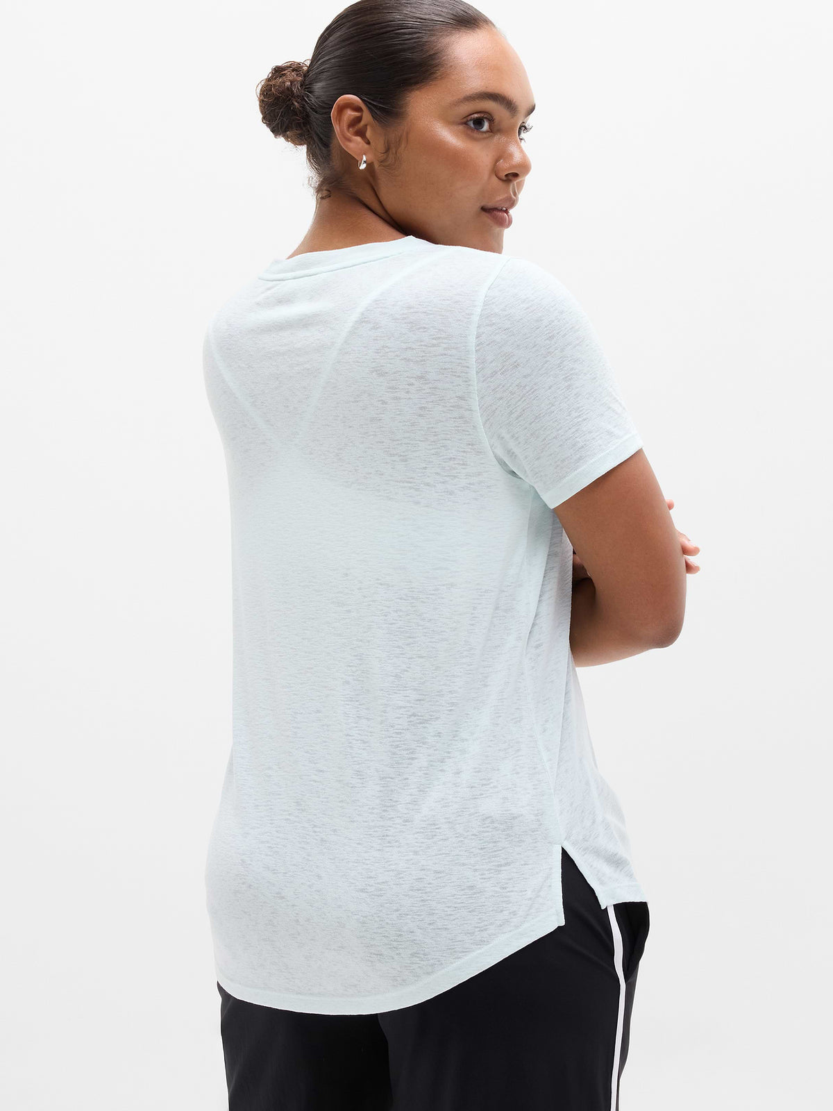 Breezy Scoop V-Neck Tee - Sky