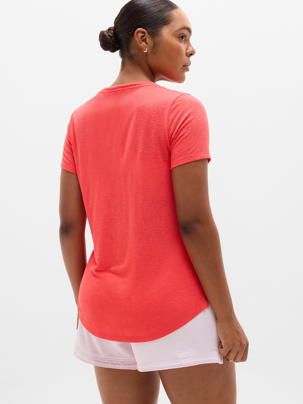 Breezy Scoop V-Neck Tee - Siren