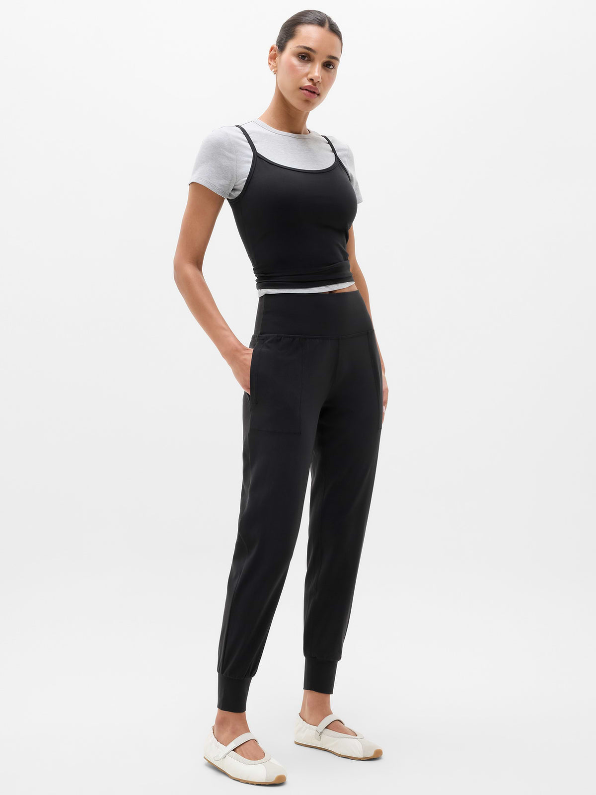 Salutation High Rise Jogger - Black
