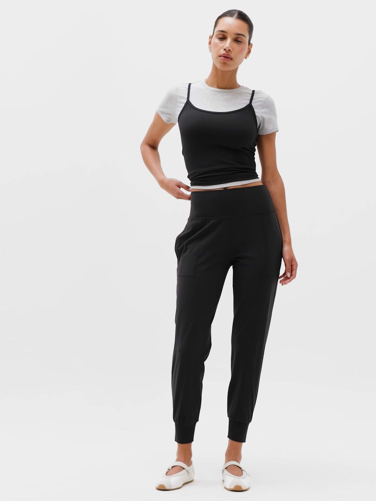Salutation High Rise Jogger - Black