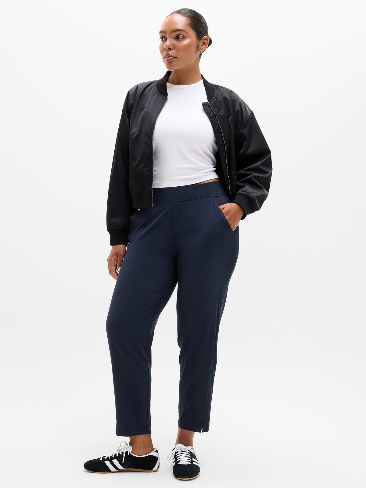 Brooklyn Mid Rise Ankle Pant - Navy