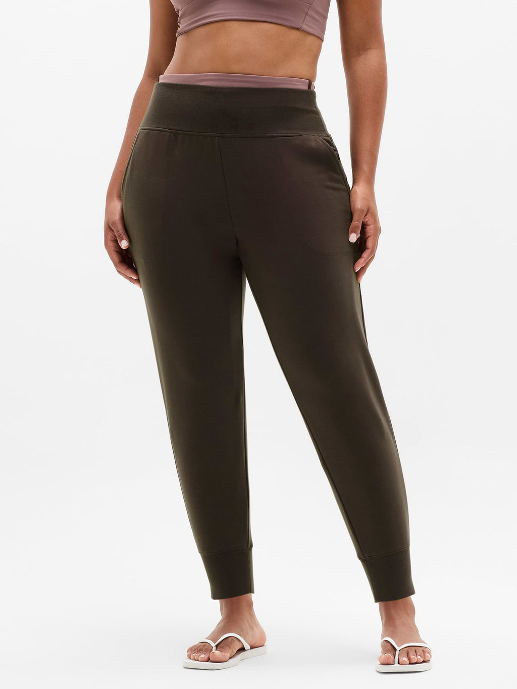 Coaster Luxe Straight Leg Pant - Truffle