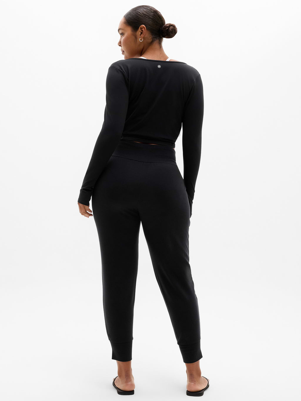 Coaster Luxe Straight Leg Pant - Black