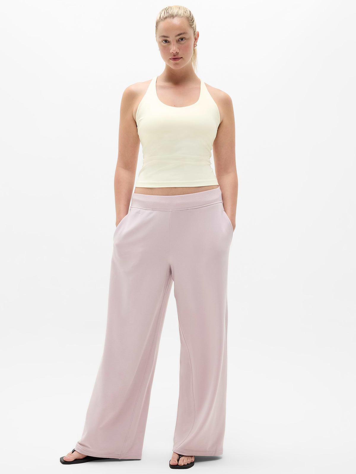Transcend Crossback Built-In Bra Tank - Pearl