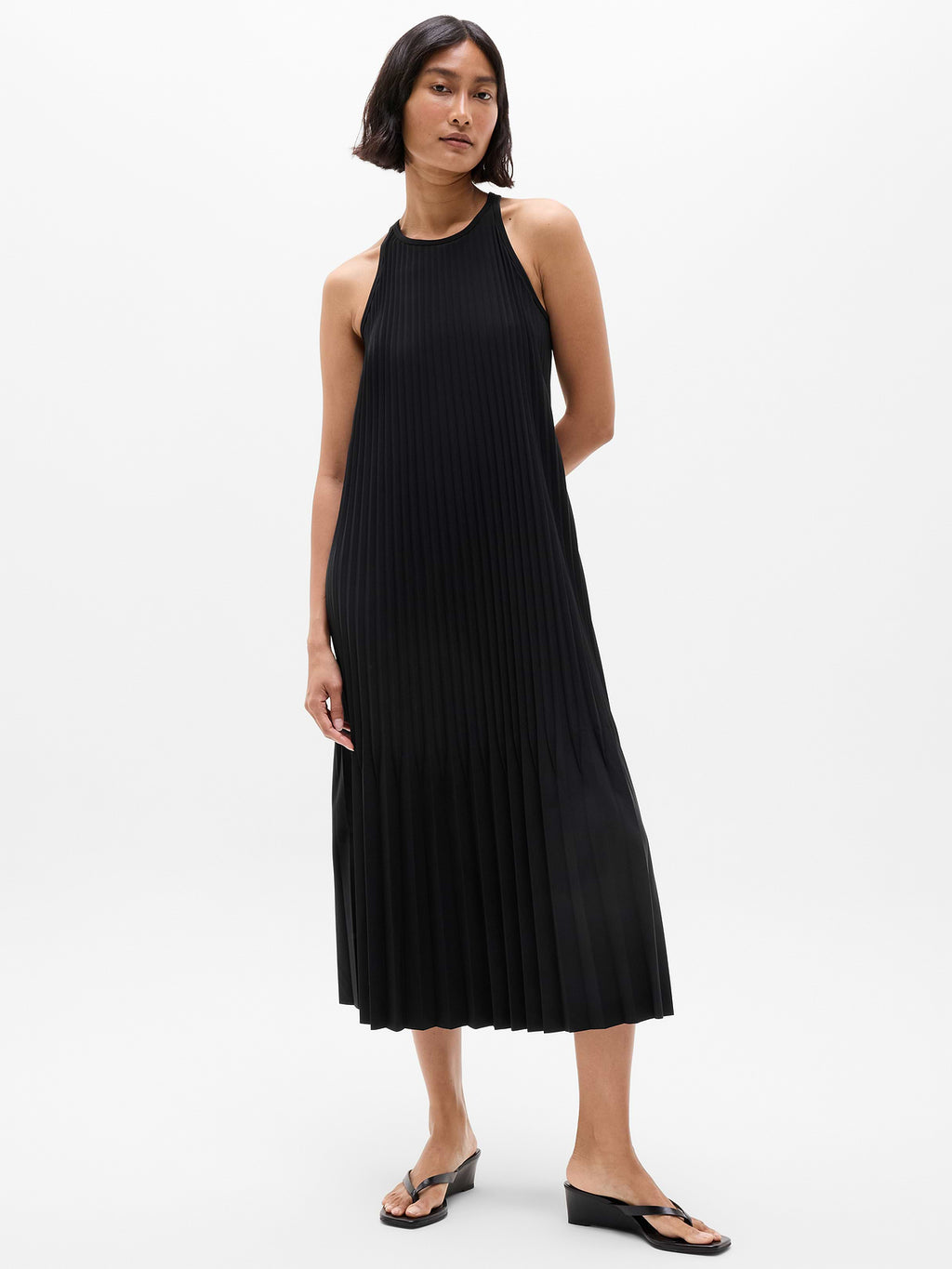 Featherweight Plissé Dress - Black