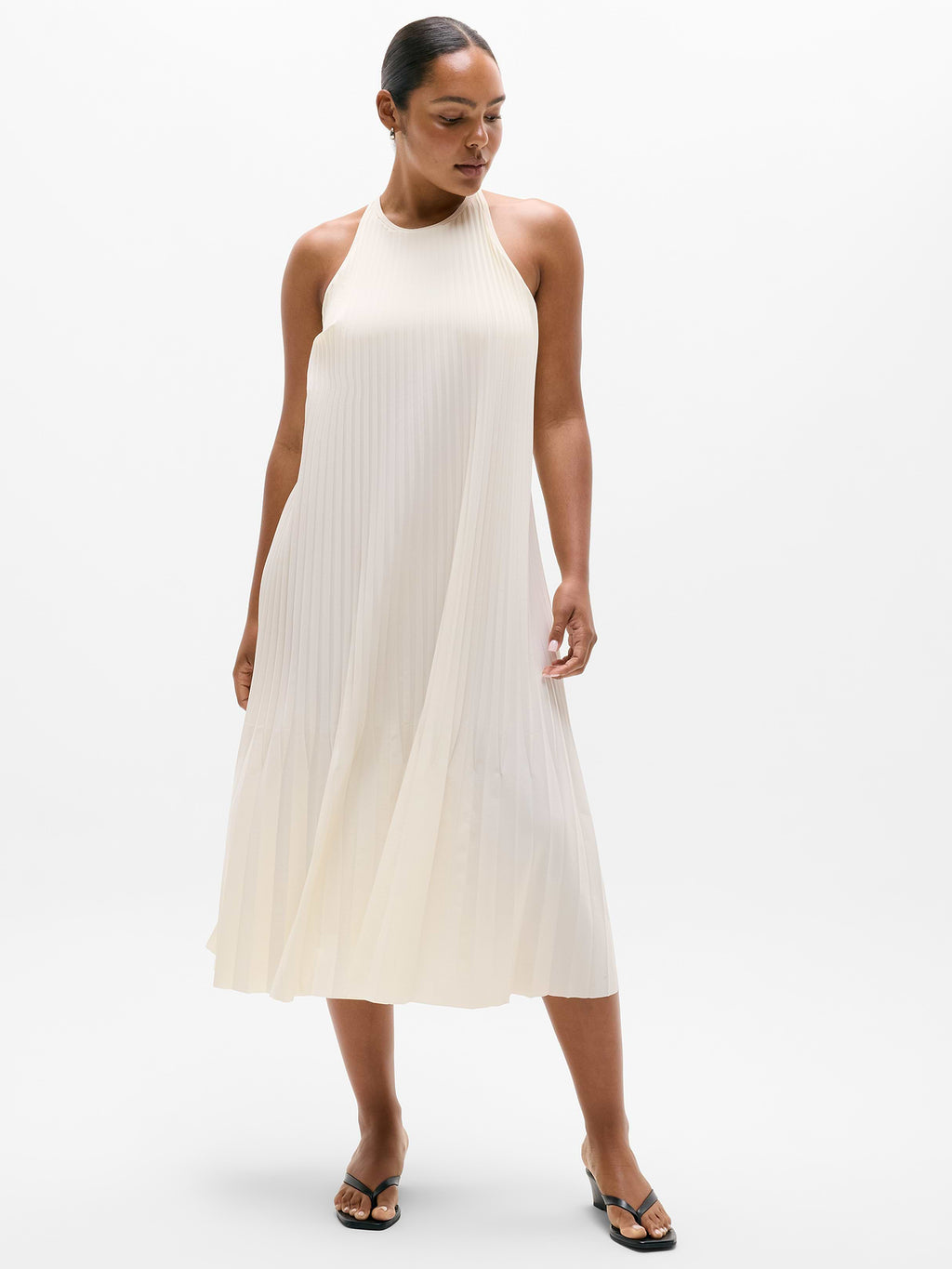 Featherweight Plissé Dress - Pearl