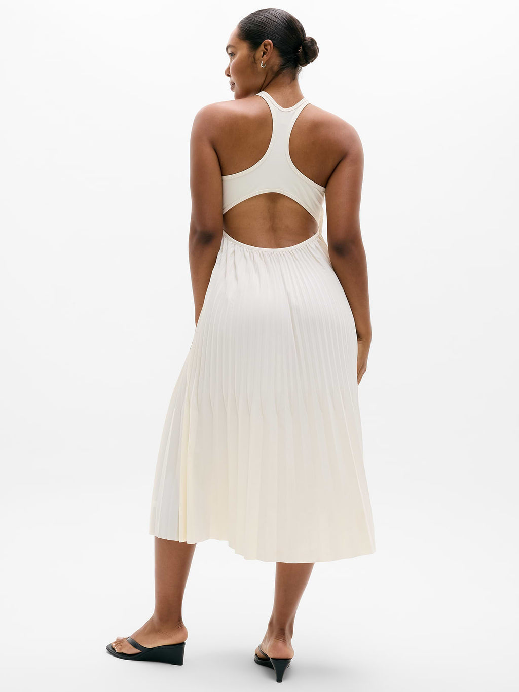 Featherweight Plissé Dress - Pearl