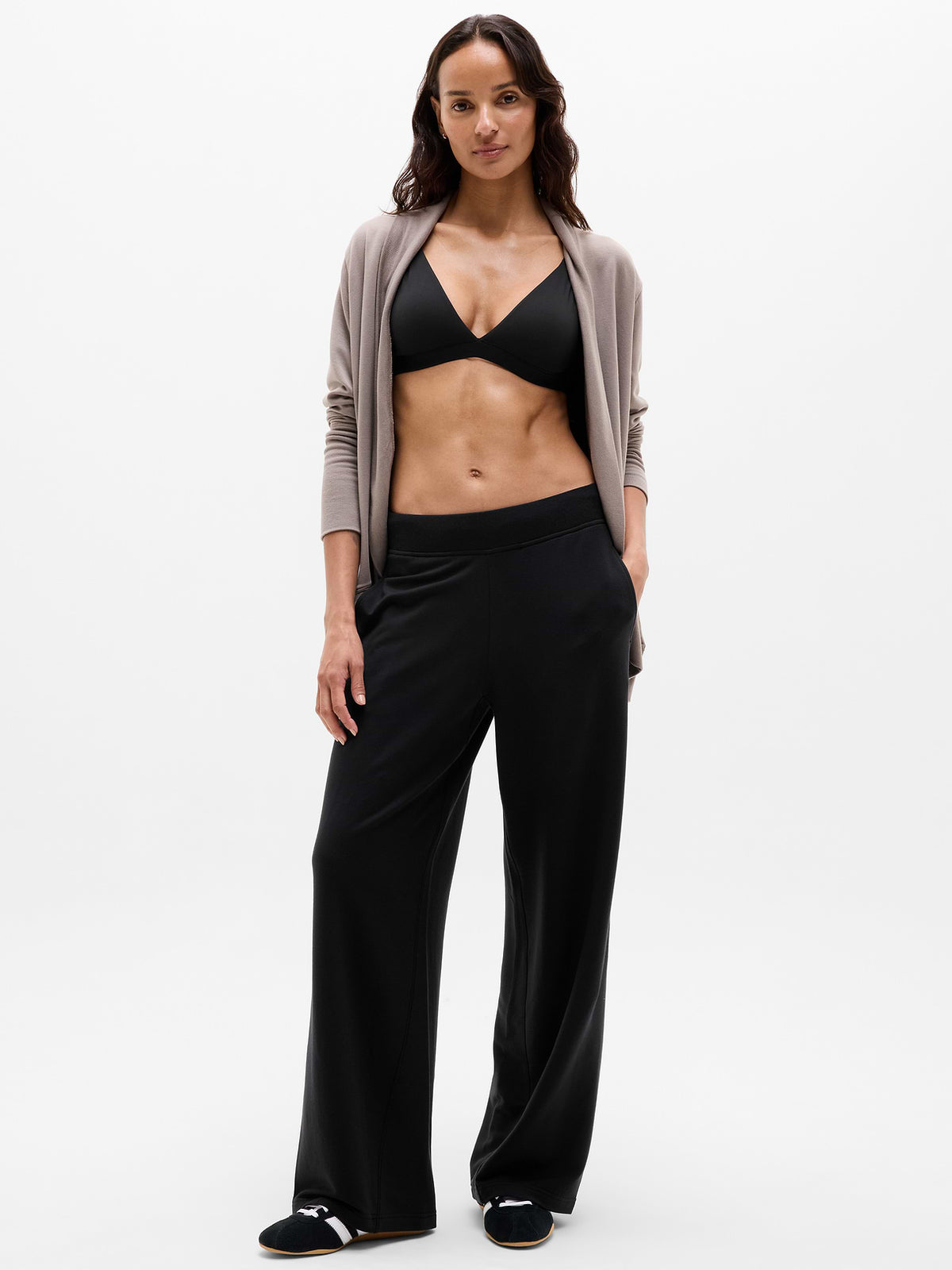 Coaster Luxe Straight Leg Pant - Black
