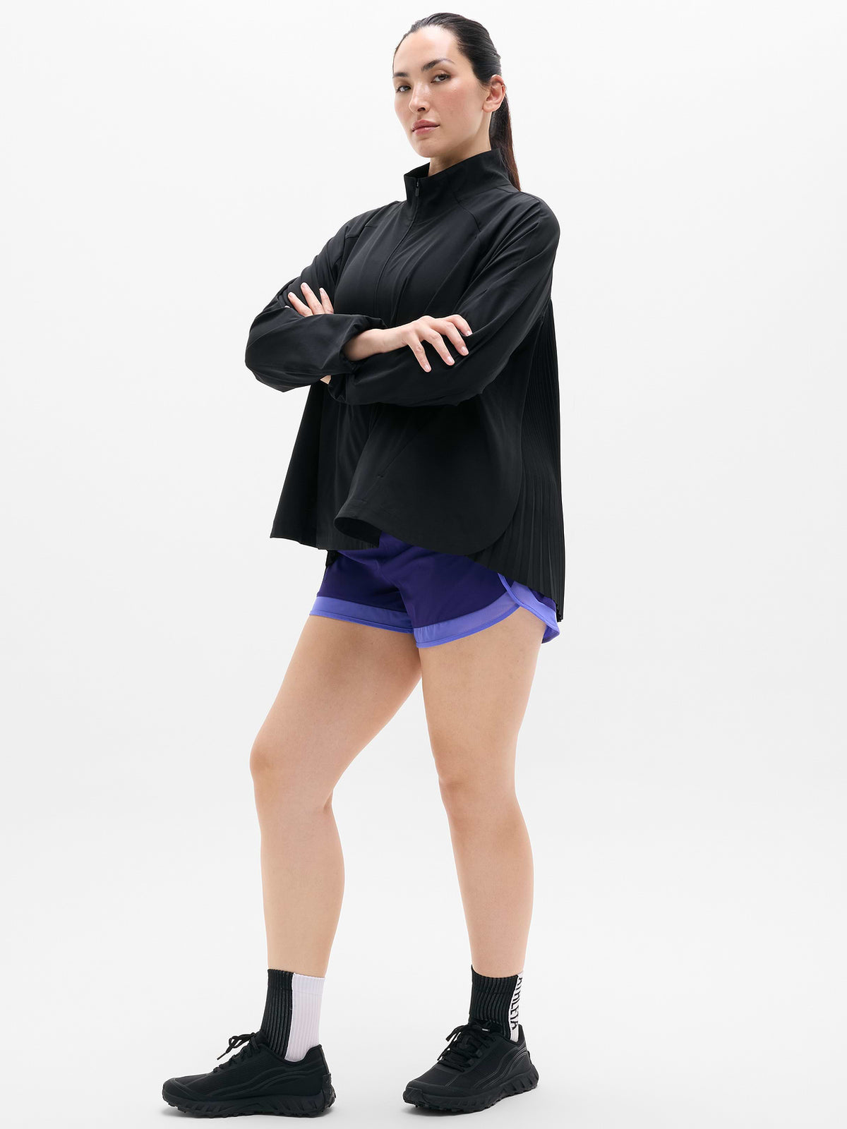 Featherweight Plissé Jacket - Black
