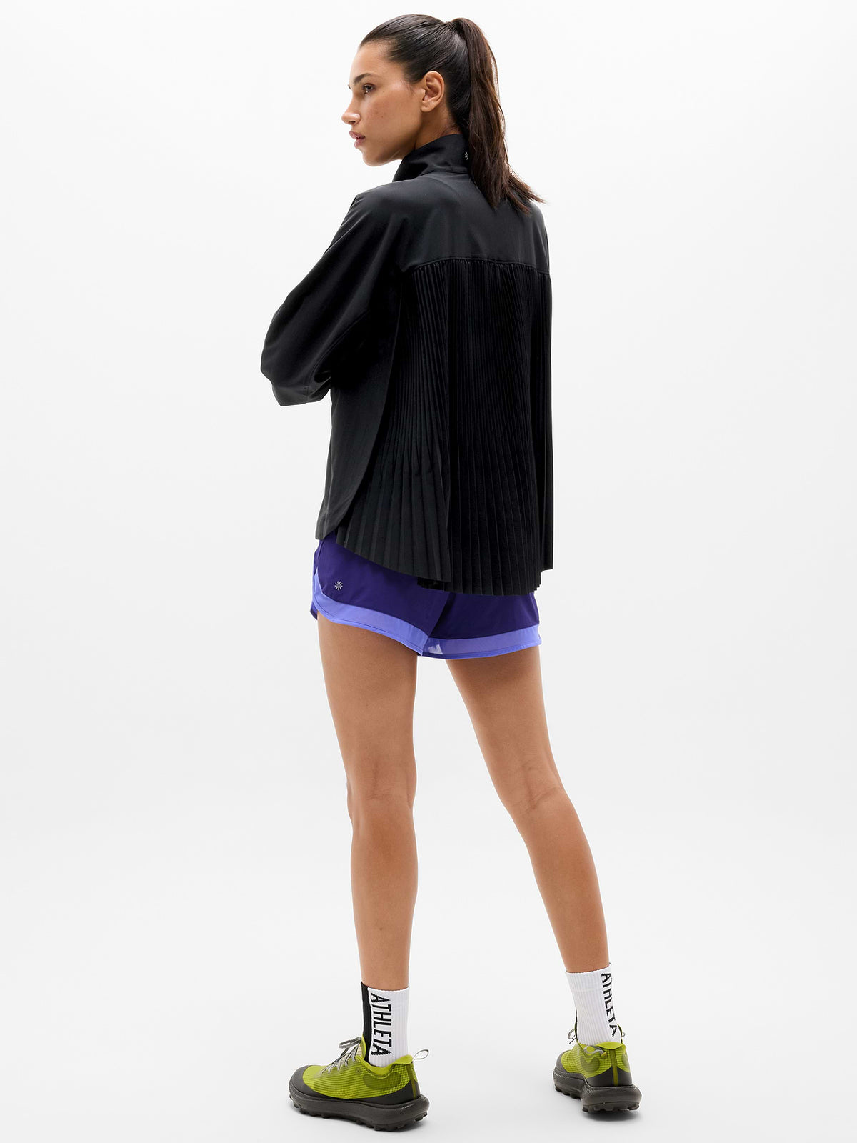 Featherweight Plissé Jacket - Black